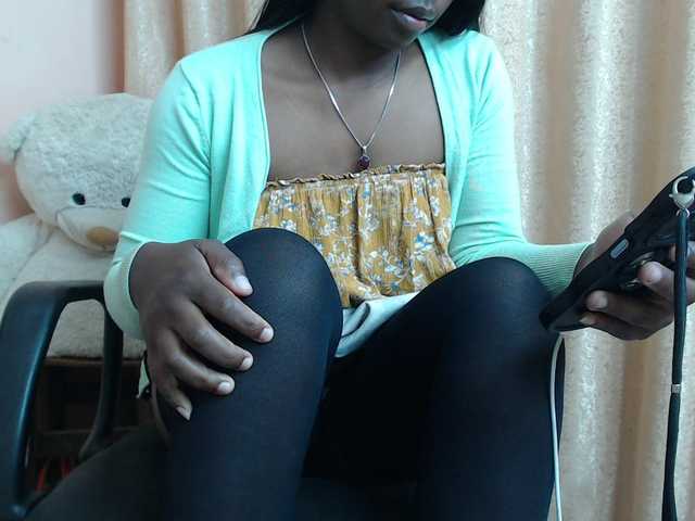 Live sex webcam photo for Katty-12 #291344367