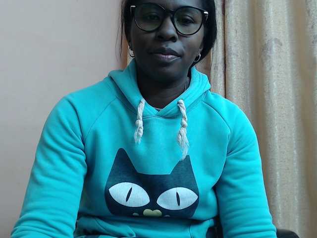 Live sex webcam photo for Katty-12 #291377214