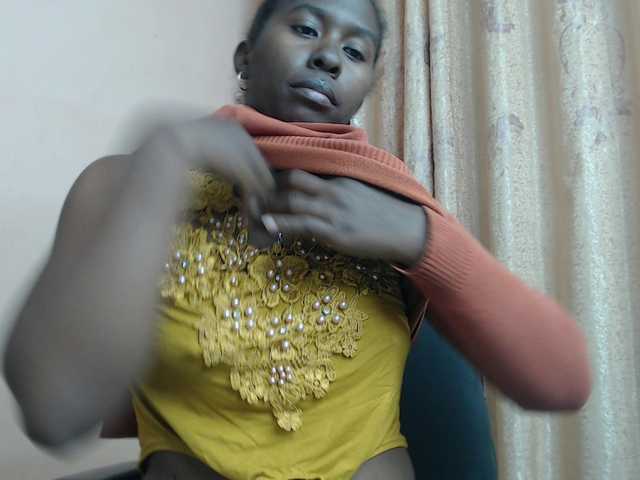 Live sex webcam photo for Katty-12 #291438976