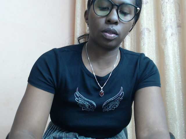 Live sex webcam photo for Katty-12 #291480005