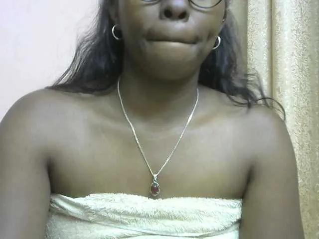 Live sex webcam photo for Katty-12 #292236690