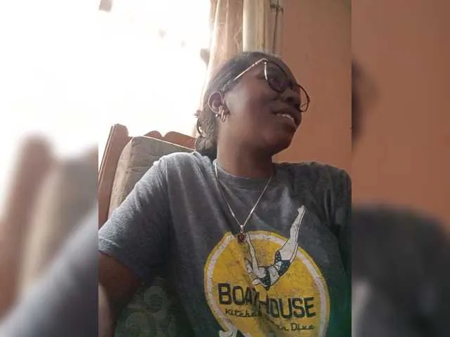 Live sex webcam photo for Katty-12 #292247363