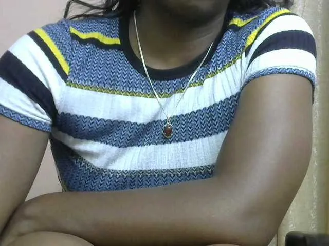 Live sex webcam photo for Katty-12 #292347408