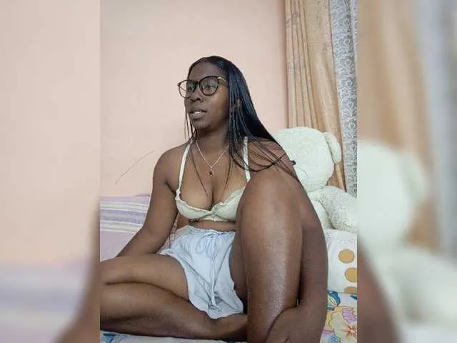 Live sex webcam photo for Katty-12 #293621876