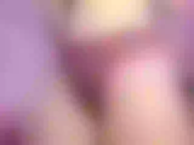 Live sex webcam photo for KattyClarck #278080192