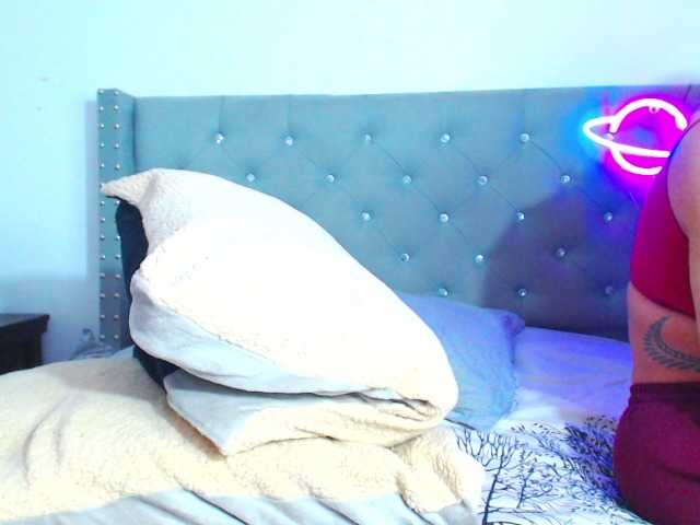 Live sex webcam photo for KattyCrawford #290585565