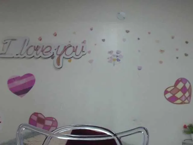 Live sex webcam photo for KattyDevil20 #272270174
