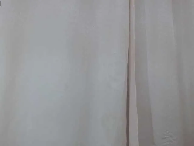 Live sex webcam photo for KattyDevil20 #272357156
