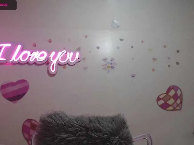 Live sex webcam photo for KattyDevil20 #272631570