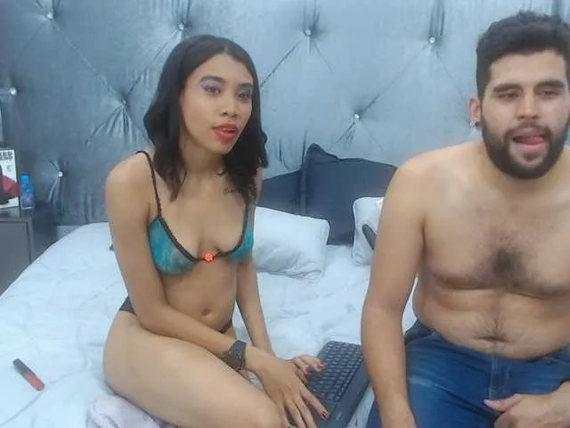 Live sex webcam photo for Kattynderic #272229444