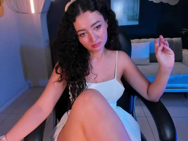 Live sex webcam photo for KattyRousse #277545517