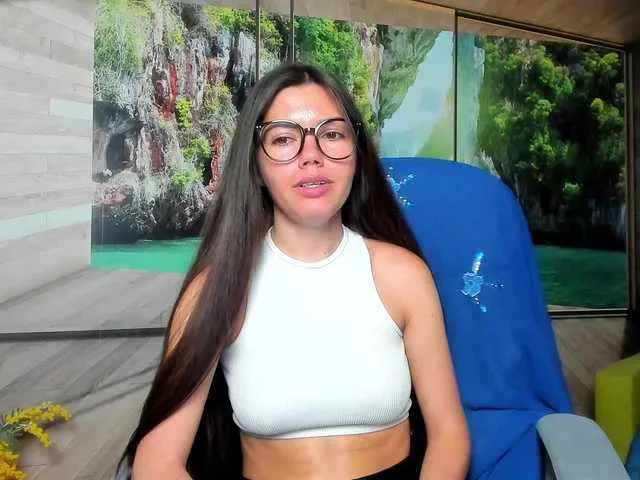 Live sex webcam photo for KattyStarr #276146700
