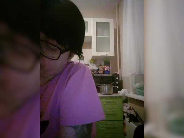 Live sex webcam photo for Katy19801 #290242309