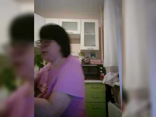 Live sex webcam photo for Katy19801 #290292416