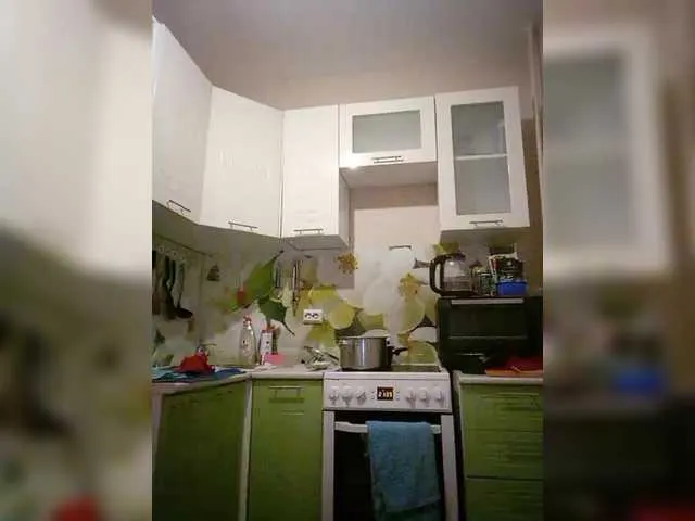 Live sex webcam photo for Katy19801 #290335327