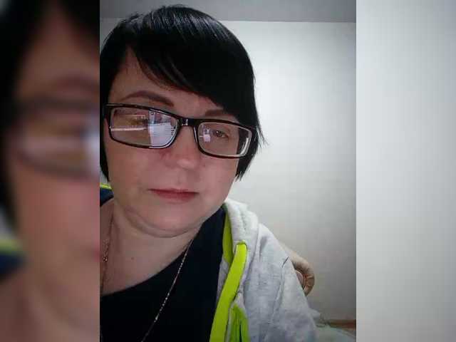 Live sex webcam photo for Katy19801 #290686021