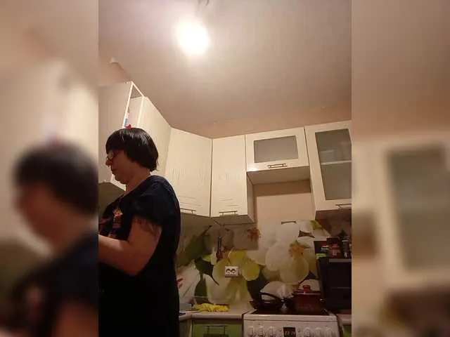 Live sex webcam photo for Katy19801 #290745821