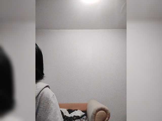 Live sex webcam photo for Katy19801 #290962482