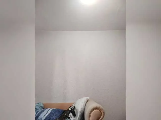 Live sex webcam photo for Katy19801 #291108975