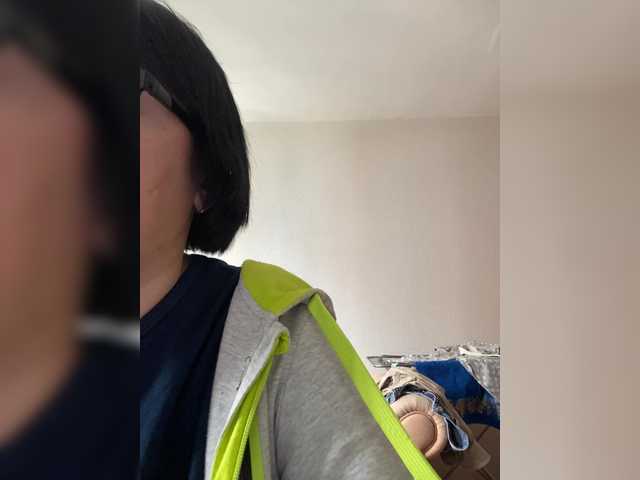 Live sex webcam photo for Katy19801 #291183471