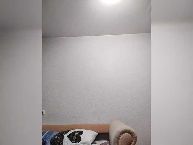 Live sex webcam photo for Katy19801 #291186859