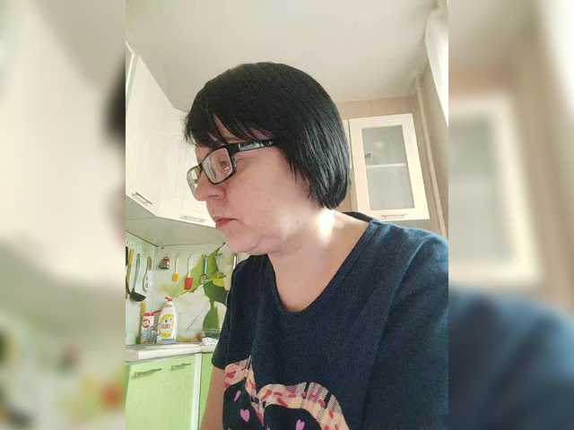 Live sex webcam photo for Katy19801 #291237264