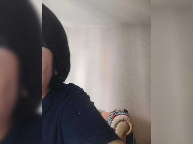 Live sex webcam photo for Katy19801 #291259196