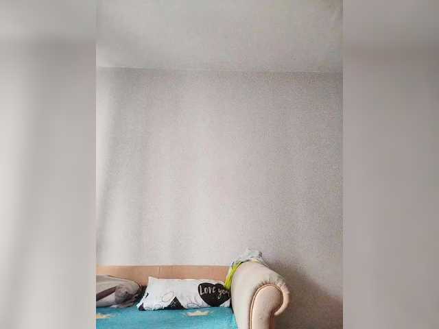 Live sex webcam photo for Katy19801 #291365336