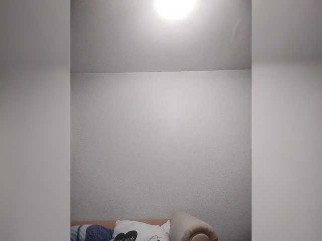 Live sex webcam photo for Katy19801 #291619833