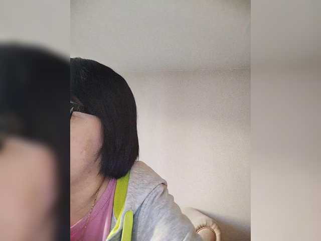 Live sex webcam photo for Katy19801 #291652669