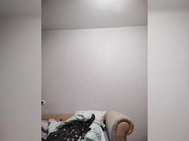 Live sex webcam photo for Katy19801 #291664709