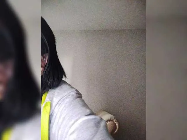 Live sex webcam photo for Katy19801 #291751855