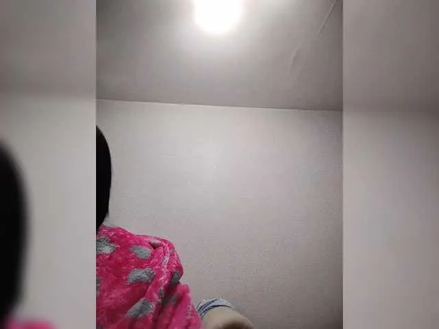 Live sex webcam photo for Katy19801 #291797857