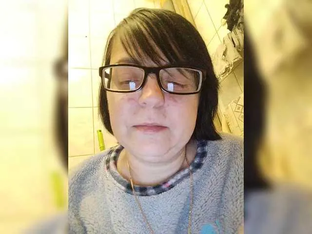 Live sex webcam photo for Katy19801 #291821722