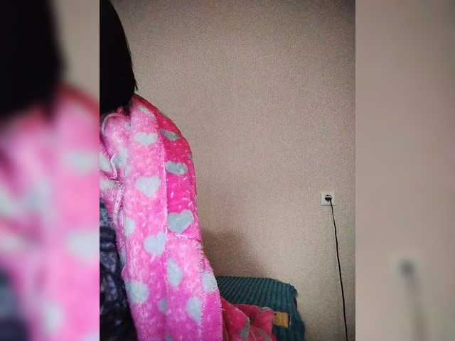 Live sex webcam photo for Katy19801 #291913934