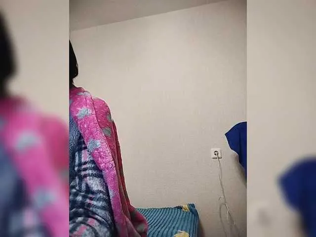 Live sex webcam photo for Katy19801 #292102235