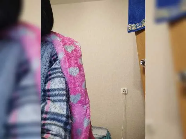 Live sex webcam photo for Katy19801 #292249536