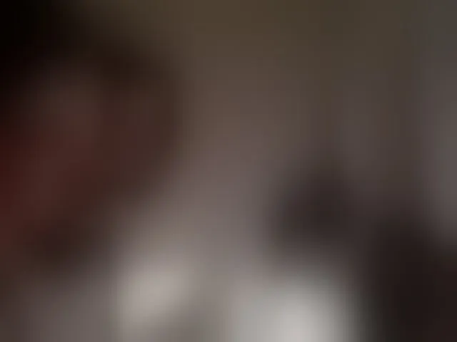 Live sex webcam photo for Katy19801 #293569908