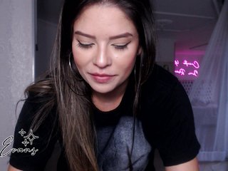 Live sex webcam photo for KatyEvans #235733653