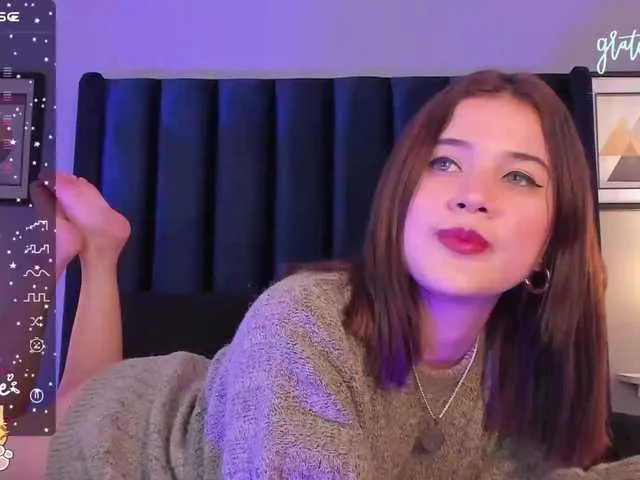 Live sex webcam photo for Katya-Ivanov #276103503