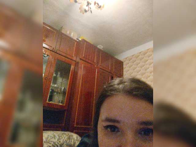 Live sex webcam photo for Katyaj #275636802