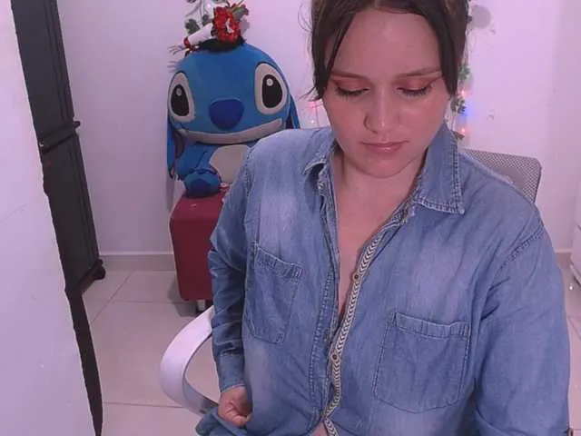 Live sex webcam photo for Katybloss10 #278008279