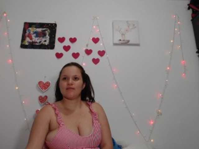 Live sex webcam photo for Katybloss10 #290002103