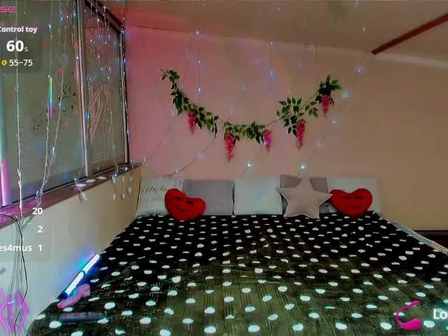 Live sex webcam photo for KatylinAnry #291656030