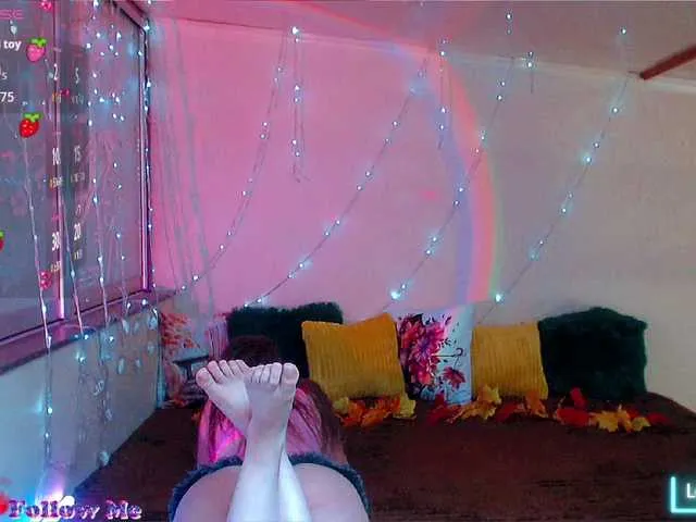 Live sex webcam photo for KatylinAnry #292269113