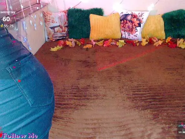 Live sex webcam photo for KatylinAnry #292362128