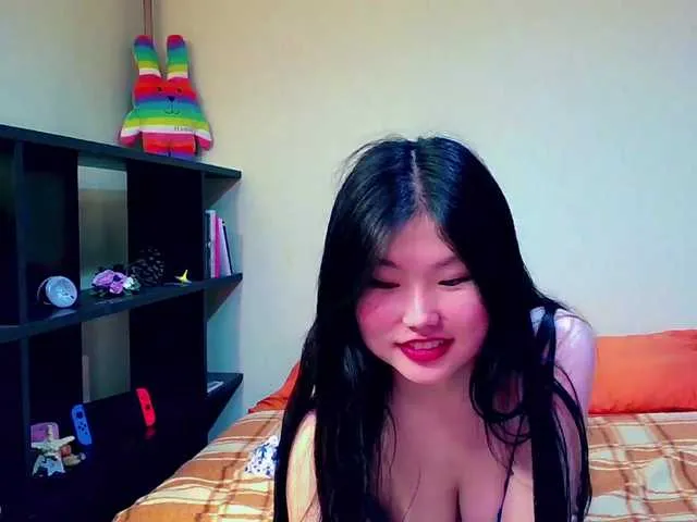 Live sex webcam photo for KawaiiChan #273309368