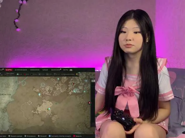 Live sex webcam photo for KawaiiChan #277423807