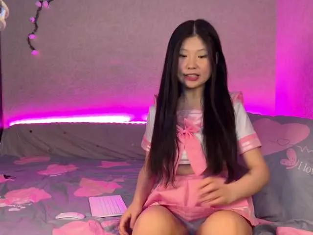 Live sex webcam photo for KawaiiChan #277459113