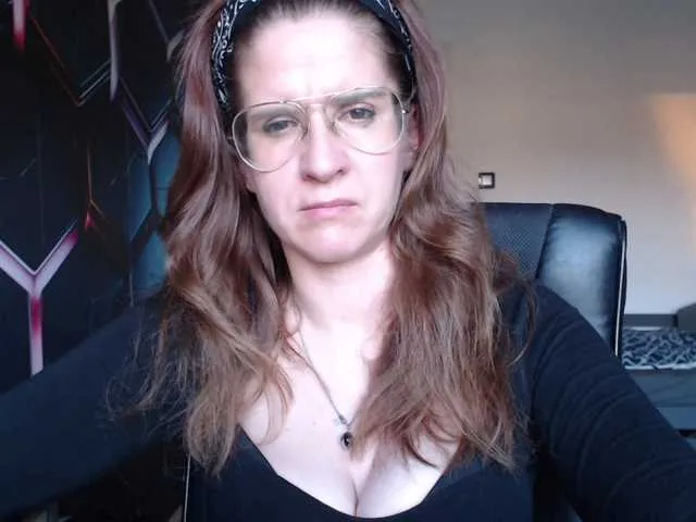 Live sex webcam photo for KayaCute #291460486